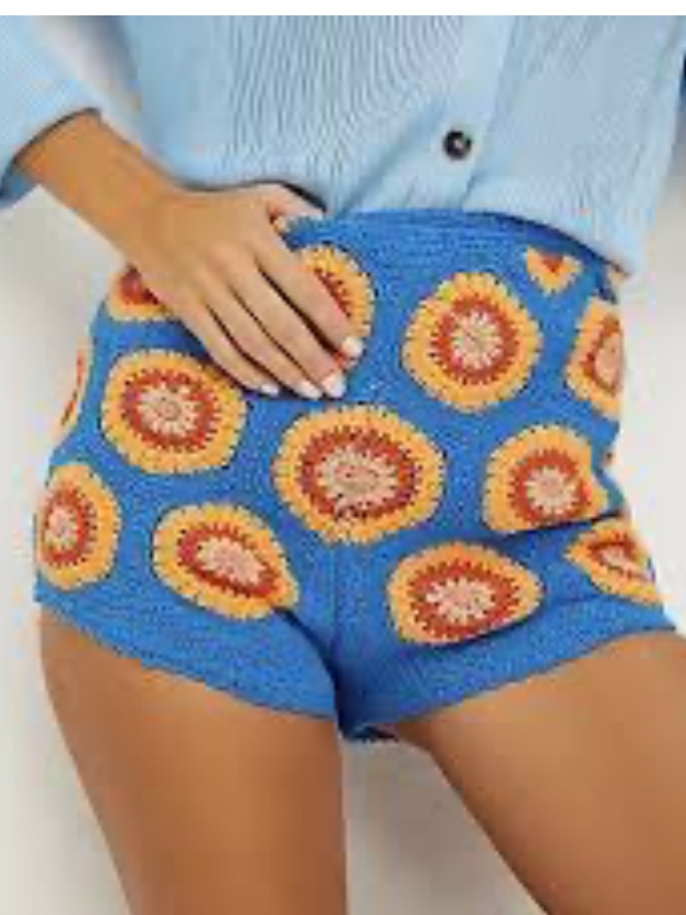 👍🏻 💥💥 SALE!!💥💥 Free People crochet floral lined shorts w/ drawstring.Never worn